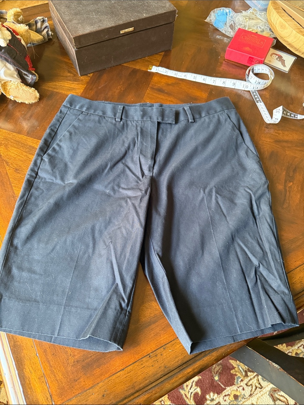 Ladies Brooks Brothers Knee Length Shorts